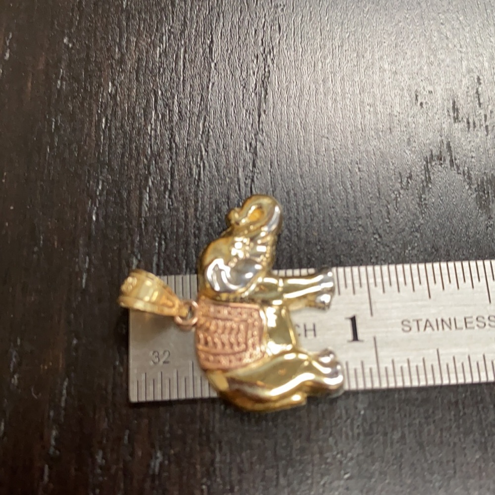 14K tri color Gold Elephant Pendant - Picture 8 of 12